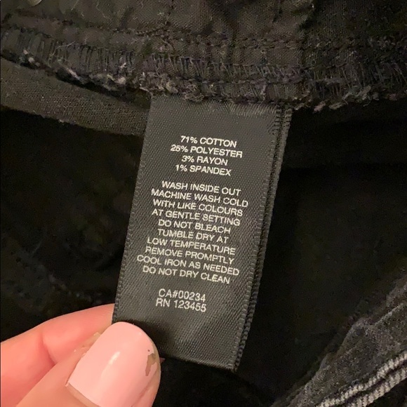 Design Lab Lord & Taylor Black Crop Ruffle Jeans - Picture 13 of 13